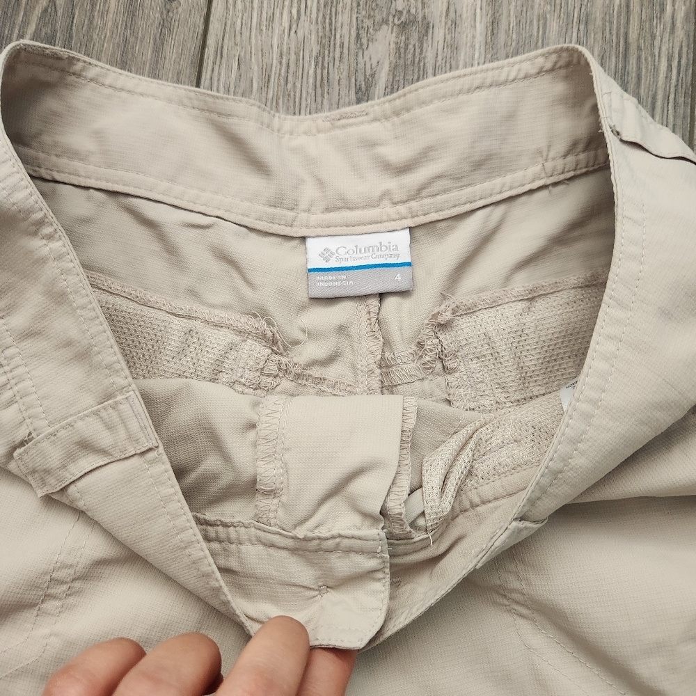 Columbia Beige Cream Cargo Hiking Shorts 4 T2 - Picture 5 of 13